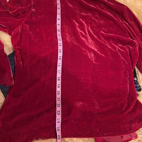 J JILL red crushed velvet Shacket blouse - Picture 6 of 6